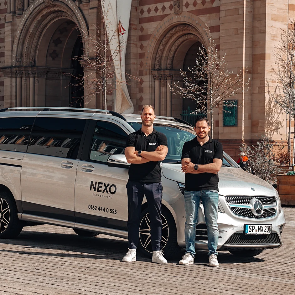 NEXO_Fahrservice_Main Mit dem NEXO Fahrservice können fühlt sich fahren an wie Fliegen.